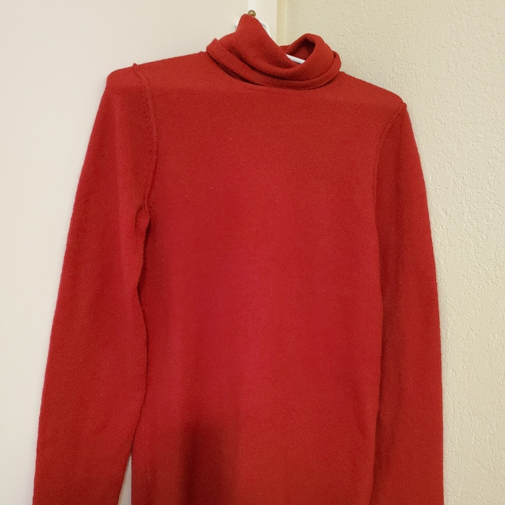 GAP Sweater